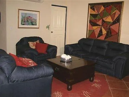 Club Arias Bed & Breakfast Savaneta